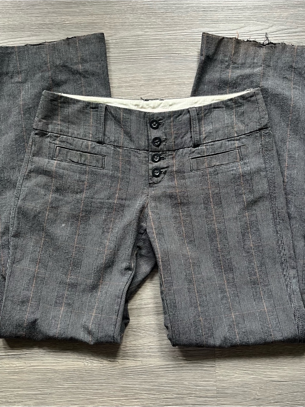 Y2K American Eagle Gray Pinstripe Low Rise Flare Trousers